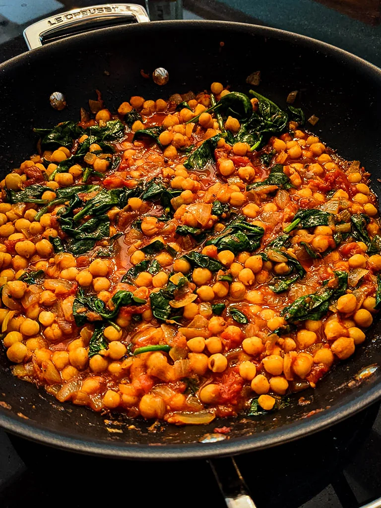 Chickpea and Spinach Curry