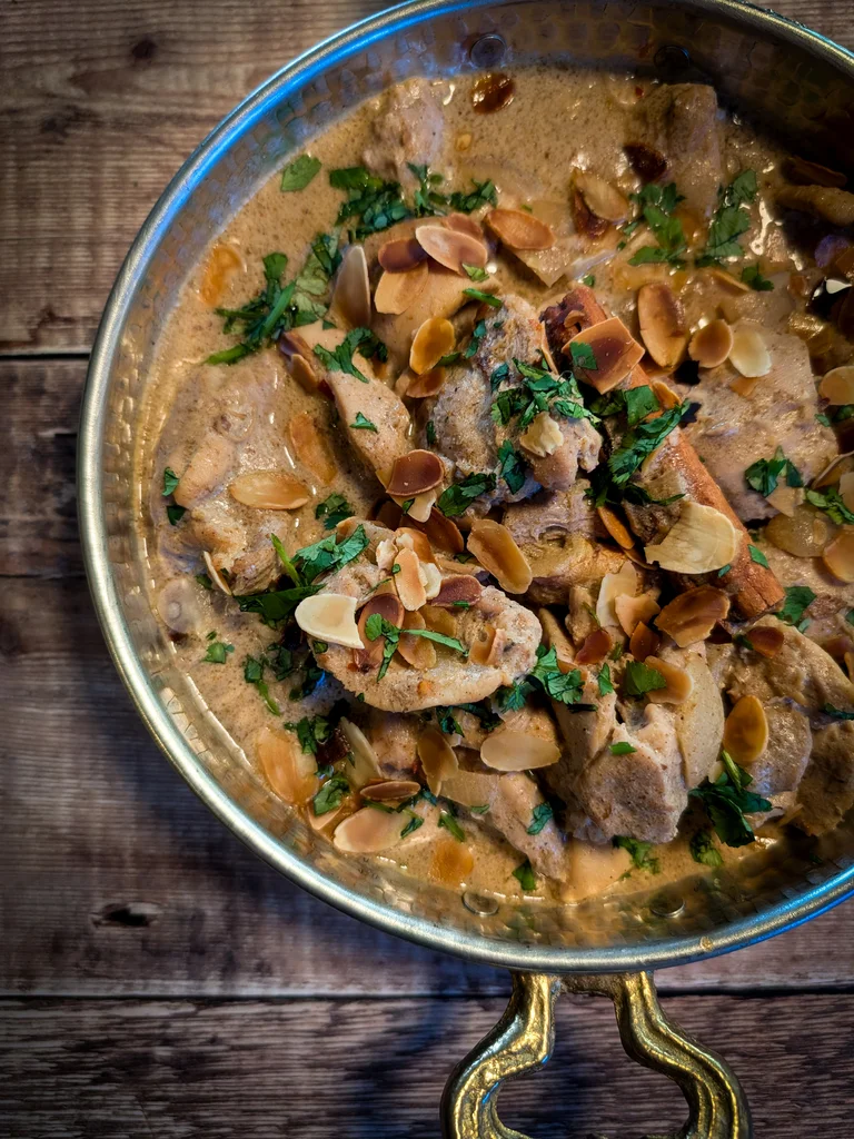 Creamy Garlic and Chilli Chicken Curry