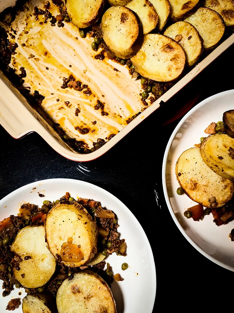 Homestyle Favourite Crispy Cottage Pie recipe image