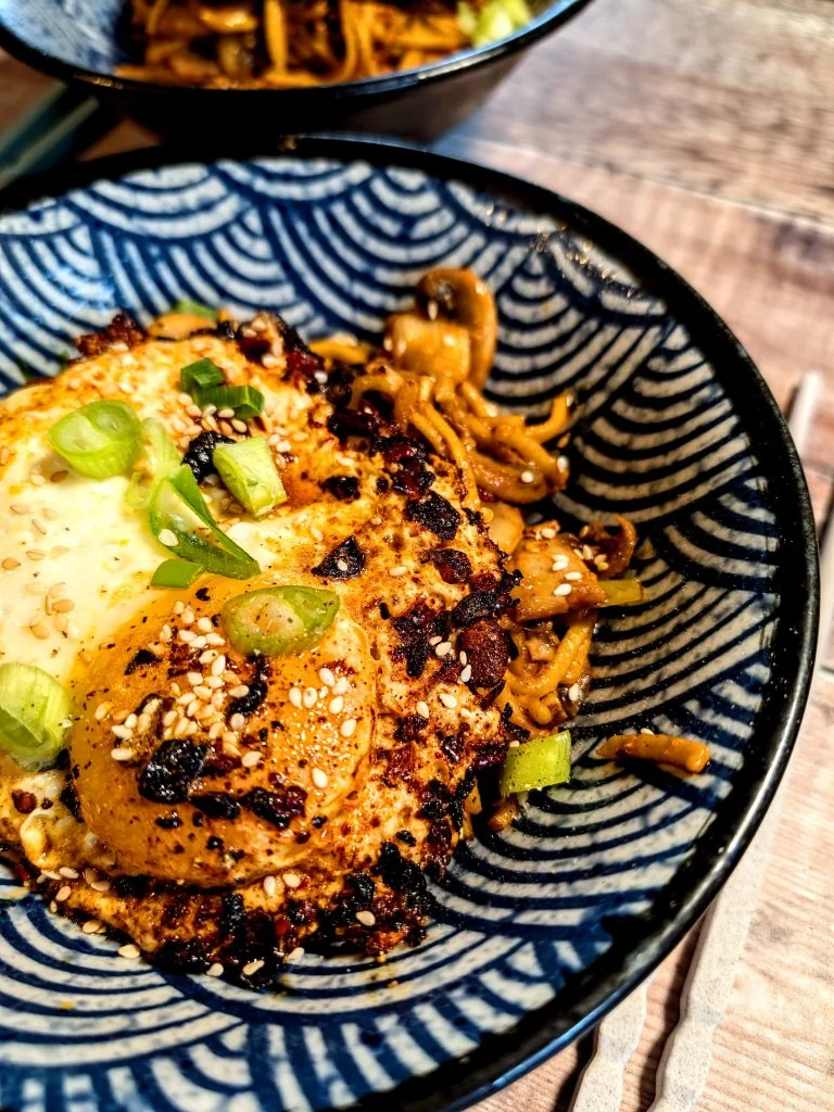 Sizzling Crispy Egg & Mushroom Noodles